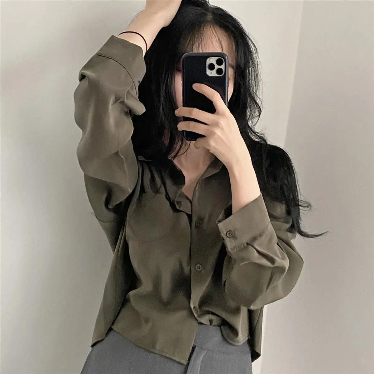 Camisa Cropped Minimalista