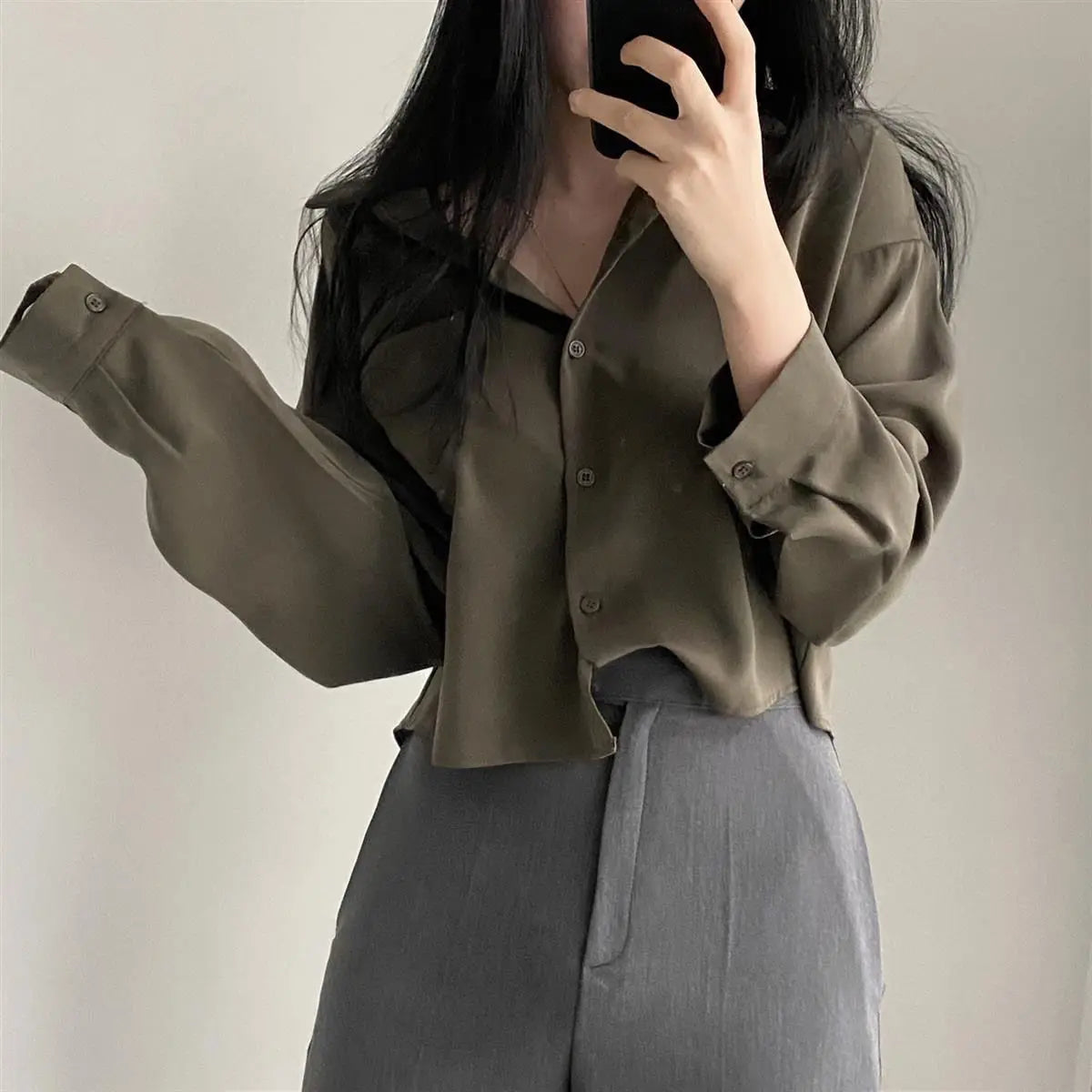 Camisa Cropped Minimalista