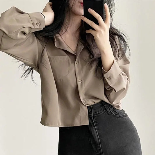 Camisa Cropped Minimalista